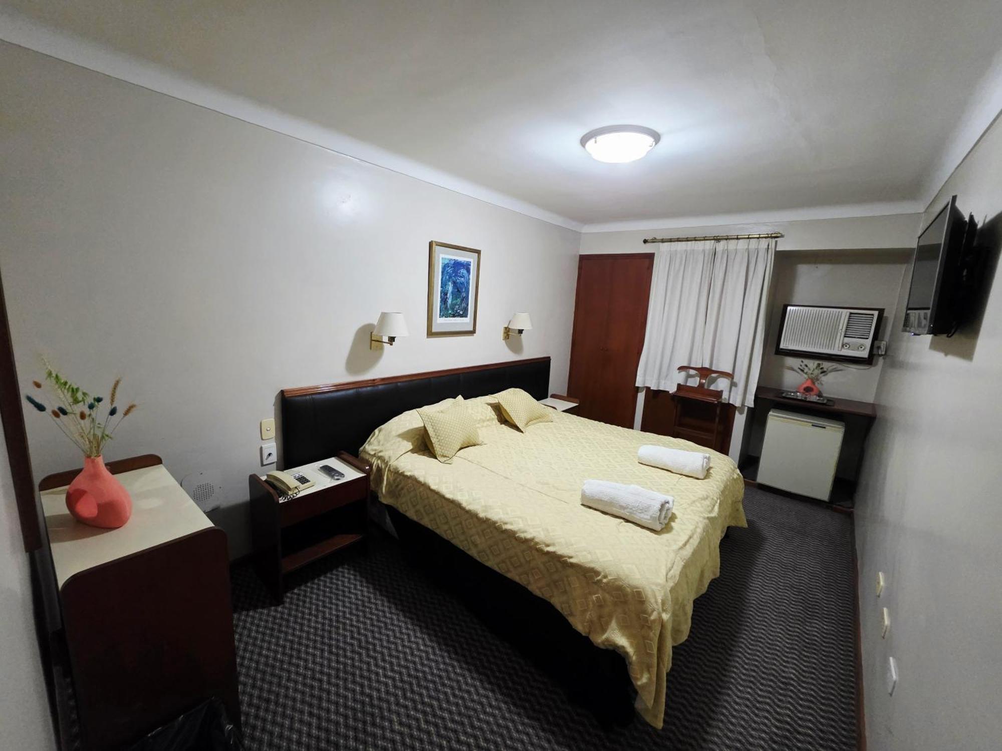 Hotel Presidente San Miguel de Tucumán Exteriör bild